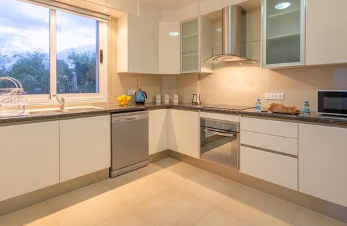 Ayia Marina Chrysochous Villa | Villa Blue Diamond - Four Bedroom Villa, Sleeps 8