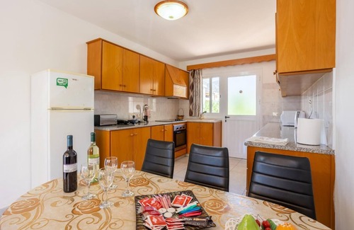 Ayia Marina Chrysochous Villa | Villa Sotiroula - Three Bedroom Villa, Sleeps 6