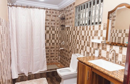 Nungua Central Resort | Villa D' Coco - Your Vacation Hotspot
