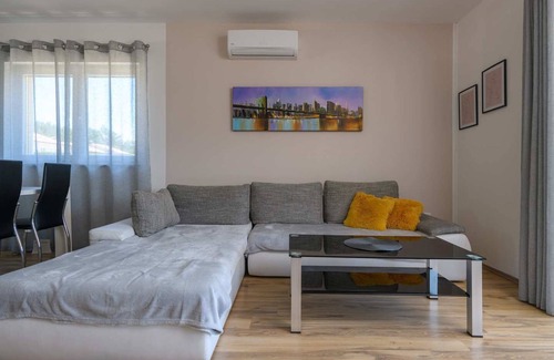 Becici Villa | Villa D&G with swimming pool