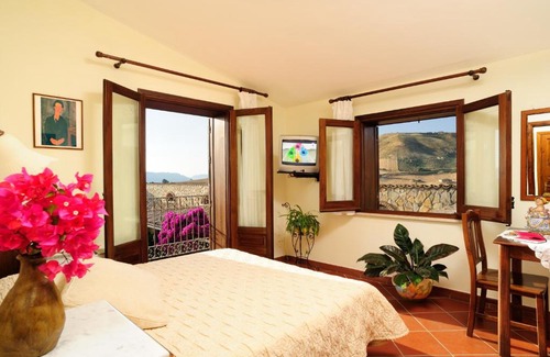 Alia House | Villa Dafne