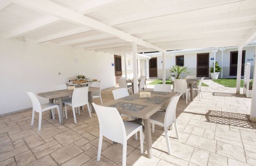 Leverano House | Villa Dalesco | Sole b&b in villa with pool