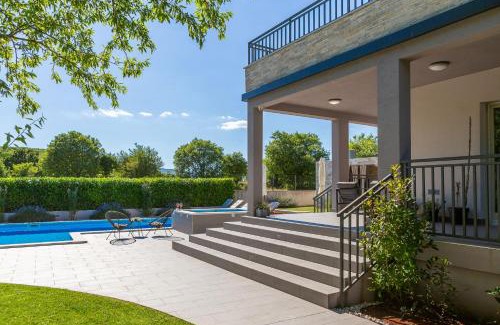 Dicmo Villa | Villa Dali - luxury holiday house in relaxing area