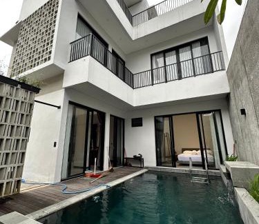 Sidomulyo Villa | Villa Danish