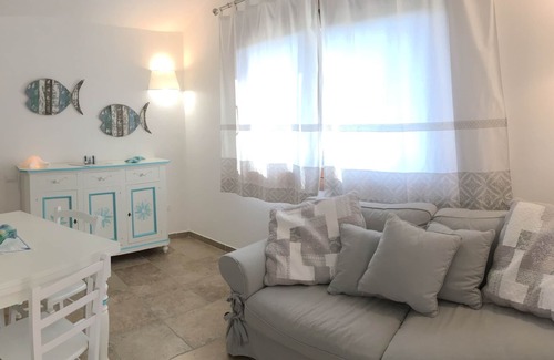Castiadas Villa | VILLA DANTE Wi-Fi -9 SLEEPS -Spacious garden