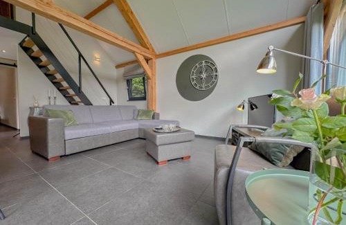 Alphen House | Villa de Argento