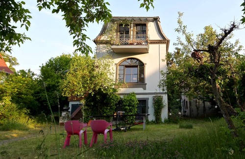 Buckow Villa | Villa Honigpumpe with lake view and garden