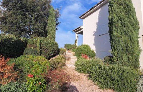 Eccica-Suarella Villa | Villa de charme avec piscine entre Ajaccio et Porticcio