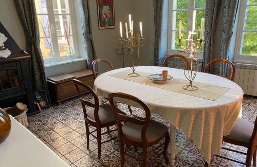 Sanssat Apartment | Villa de charme avec jardin clos, proche de Vichy, idéale pour séjours en famille - FR-1-489-533