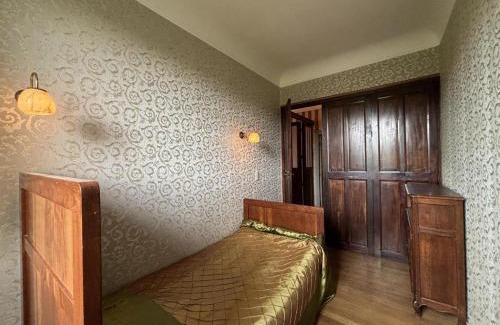 Sanssat Apartment | Villa de charme avec jardin clos, proche de Vichy, idéale pour séjours en famille - FR-1-489-533