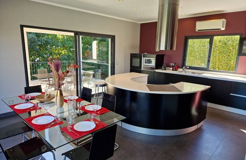 Castellare-di-Casinca Villa | Villa de Luxe Avec Piscine Jardin Terrasse à -10 de la Plage
