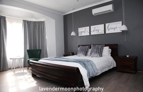 Douglas House | Villa de Ghaap Guesthouse