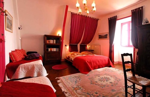 Le Palais Bed & Breakfast | Villa de Jade