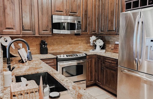 Oro Valley Condo | "Villa de Lamour™" Luxury Resort Vibes