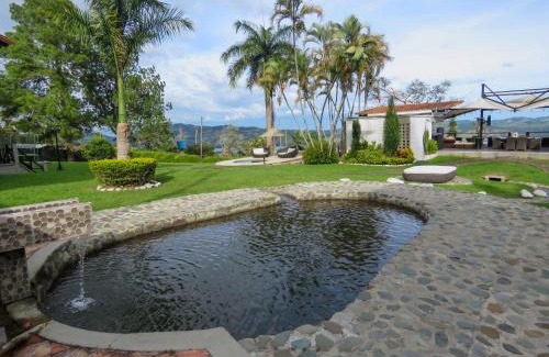 Darien Villa | Villa de lujo con jacuzzi, turco y gran vista