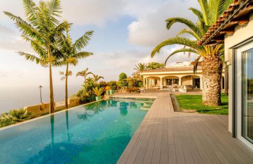 Tacoronte Villa | Villa de lujo con piscina y vistas al mar