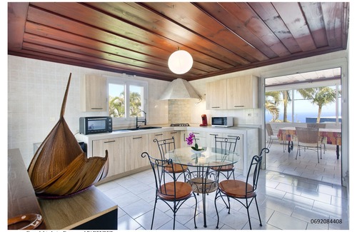 Petite-Ile Villa | Villa de Luxe, 3 Chambres, 2 Salles de Bain, Piscine Privée