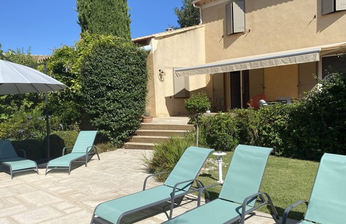 Puyvert House | Villa de Rêve à Puyvert, Your Haven of Peace in the Heart of the Luberon
