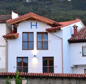 Salas Hotel | Villa de Salas Alojamientos