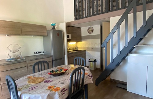Vias Villa | Villa de Vacances Climatisée Avec Terrasse et Parking Proche des Plages