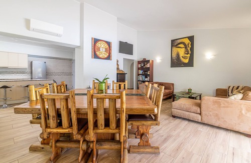Funchal Villa | Villa Dean: Private Pool | For Families | AC & WI-FI | Near Golf Course