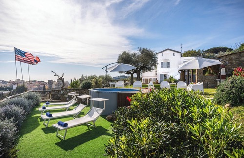 Sant'Agata sui Due Golfi Villa | Villa Dei Golfi , Panorama, Privacy and Quiet