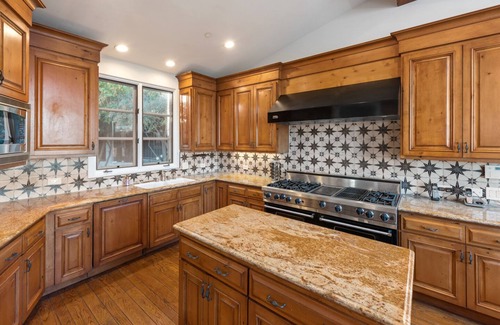 Hollywood Hills Villa | Villa del Cielo - Spanish Style Villa with 270 Degree City Views!