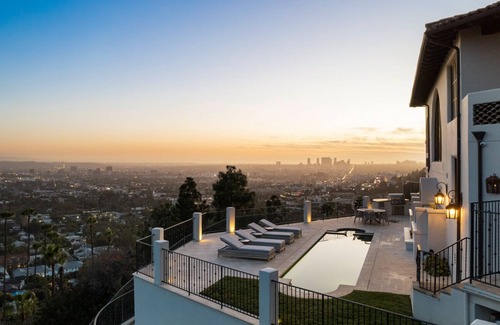 Hollywood Hills Villa | Villa del Cielo - Spanish Style Villa with 270 Degree City Views!