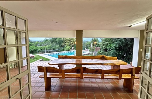 Villa Carlos Paz House | Villa Del Lago Great House