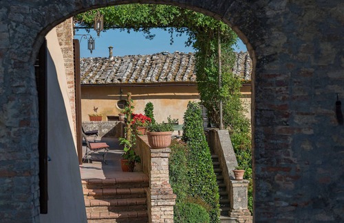 Buonconvento Villa | VILLA DEL PARCO - Eight Bedroom Villa, Sleeps 22
