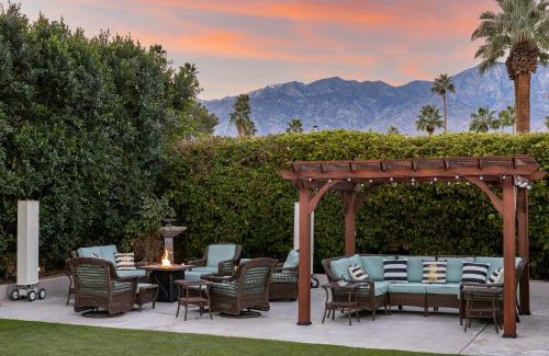 Palm Springs House | Villa Del Sol by ACME House Company