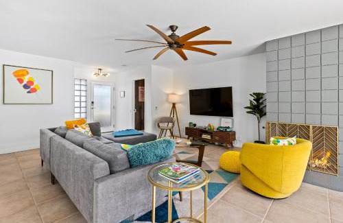 Palm Springs House | Villa Del Sol by ACME House Company