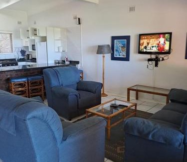 Uvongo Apartment | Villa del Sol Margate