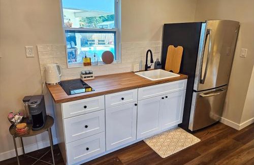 Meadowlawn Apartment | Villa del Sol St Pete