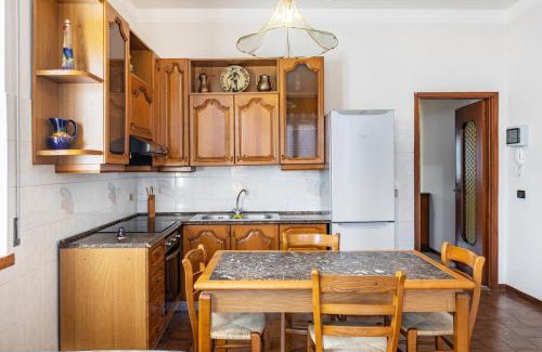 Marmirolo House | Villa Del Sole