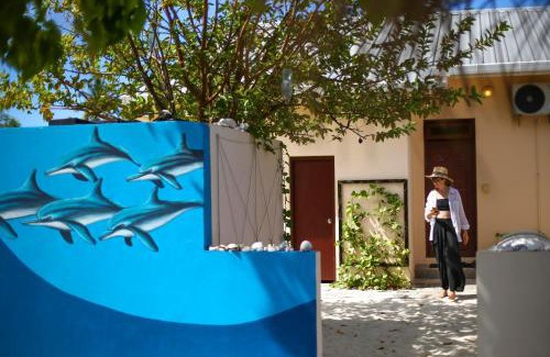 Rinbudhoo House | Villa Delfino