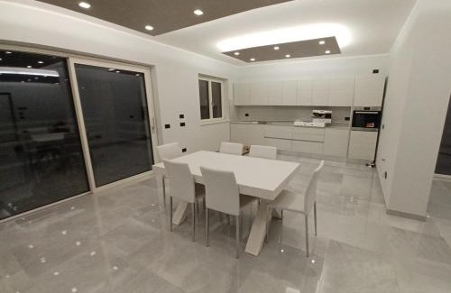 Rotabile House | Villa delle Meraviglie