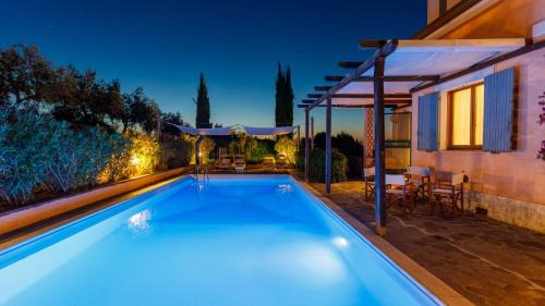 Colbordolo Villa | Villa delle Rose - Modern design, pool & AirCO