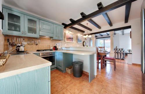 Praznica Villa | Villa Demi