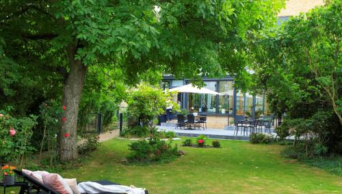 Bourbourg House | Villa des Berges - 7 Chambres et 6 Salles de bain