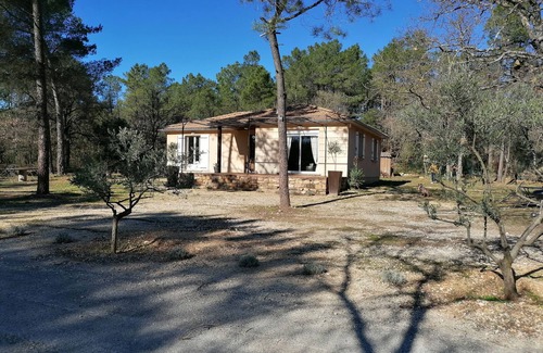 Crillon-le-Brave Villa | Villa des Carrières