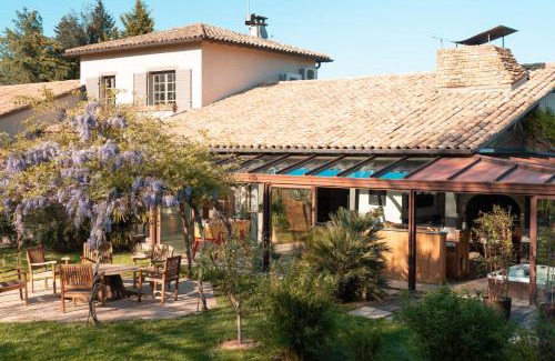 Dommartin Villa | Villa des gones