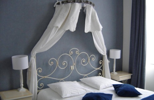 Sint-Andries Bed & Breakfast | Villa des Raisins