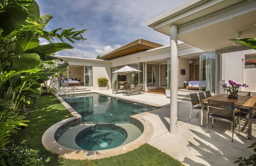 Choeng Thale Villa | Villa Desi "nice & easy"