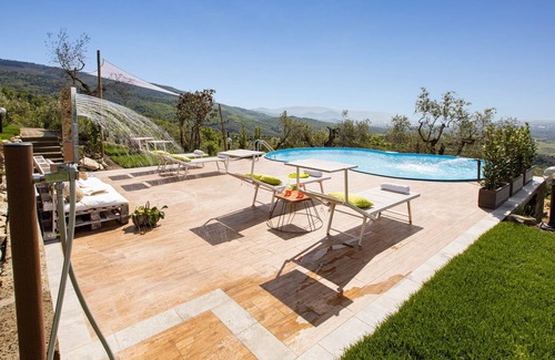 Pistoia Villa | Villa Desiderio 9, Emma Villas