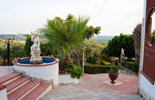 Villafranca Sicula Villa | VILLA DI ROSA | HOLIDAY IN SICILY