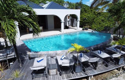 Orient Bay Villa | Villa Diamantine - Infinity pool and Jacuzzi