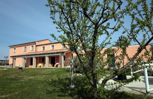 Mombaroccio Villa | Villa Diana - Pesaro mare e cultura - intera struttura con piscina