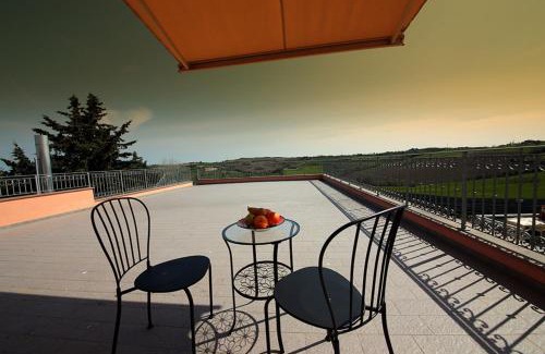 Mombaroccio Villa | Villa Diana - Pesaro mare e cultura - intera struttura con piscina