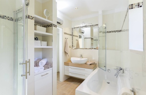 Podstrana House | Villa Diana (V5521-K1) - Podstrana